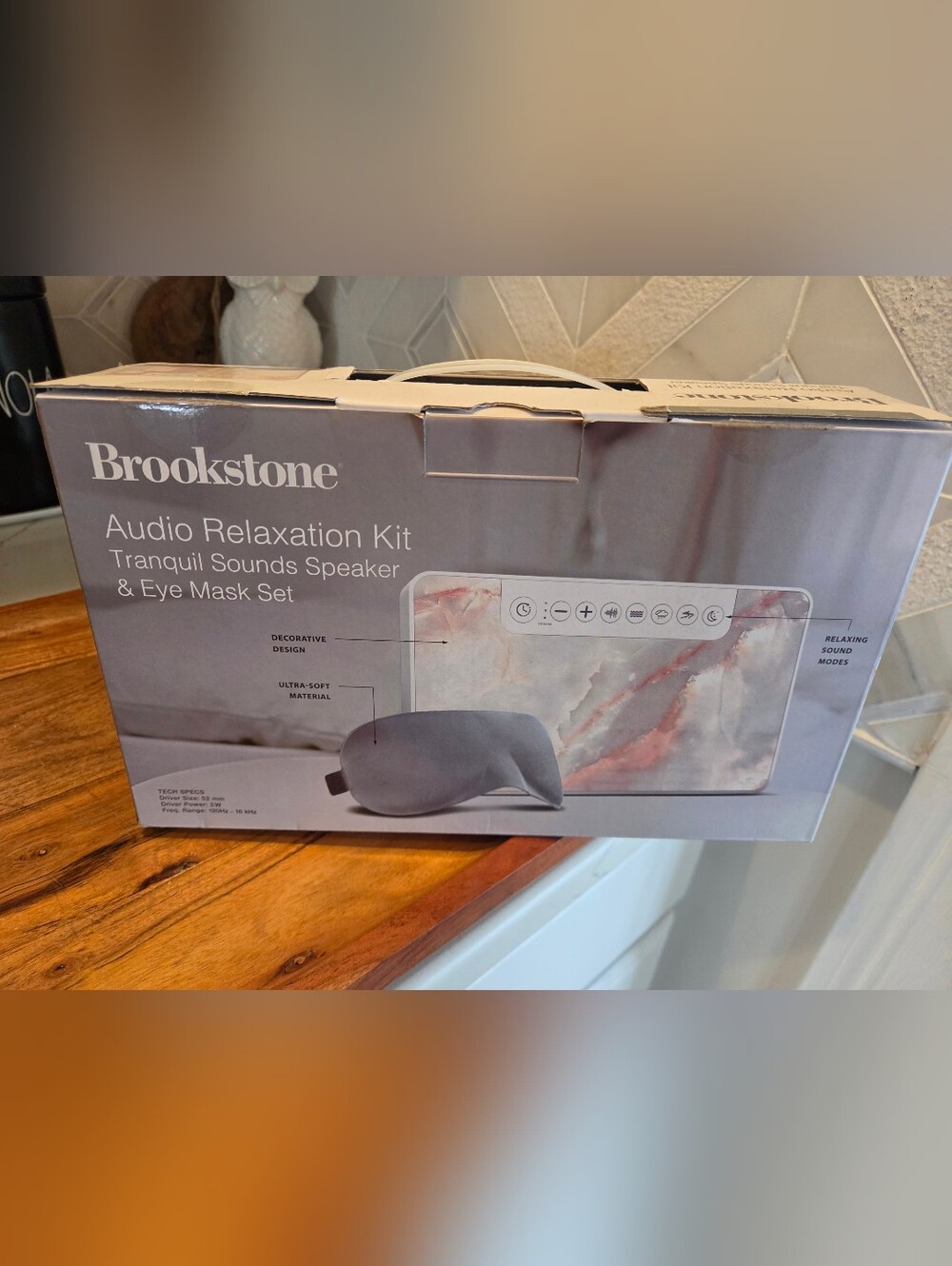 Brookstone Audio Relaxation Kit - Picture 2 of 3